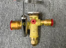 DANFOSS 067N3155 THERMOSTATIC EXPANSION VALVE